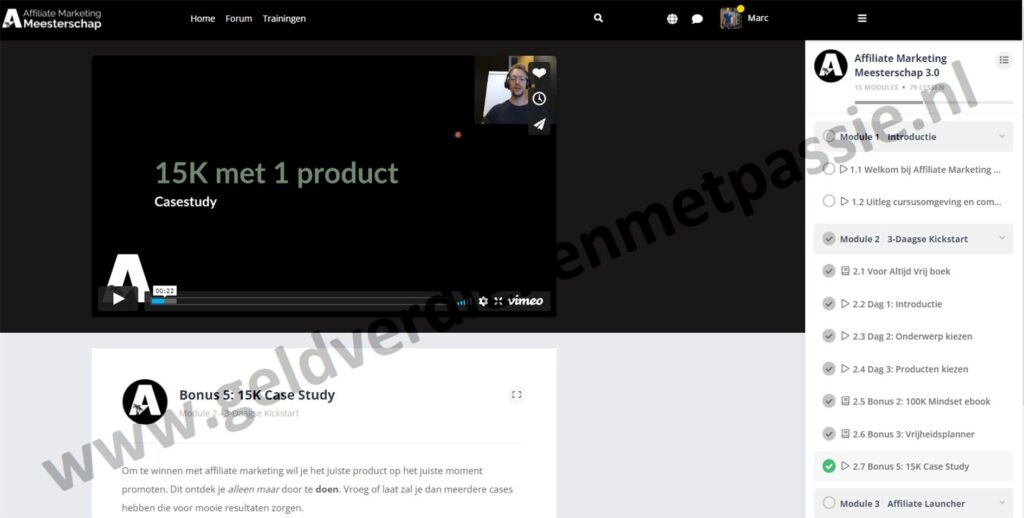 Op deze foto zie je 15k Case Study als bonus van voor altijd vrij