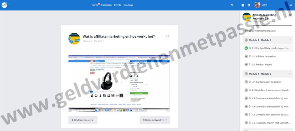 Op deze foto zie je de cursus Affiliate Marketing Revolutie, mijn #6 beste affiliate marketing cursus