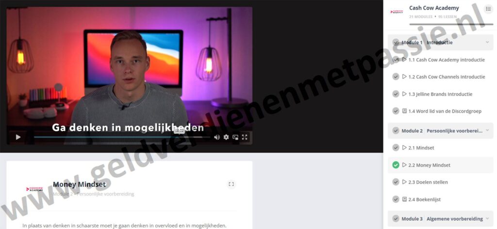 Op deze foto zie je Module 2: Persoonlijke voorbereiding van de cash cow academy