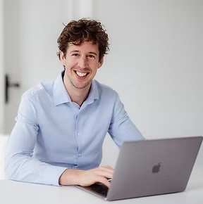 Op deze foto zie je Rowan Nijboer